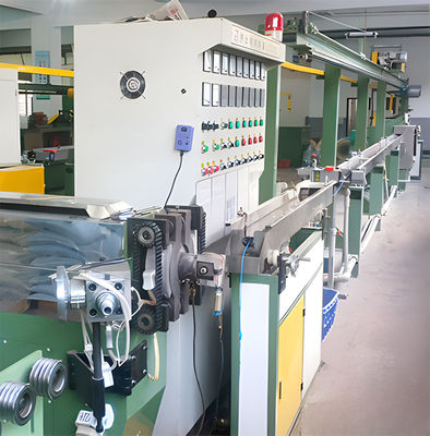 Un buen precio. Venta caliente Línea de extrusión de cable profesional para núcleo de alambre de 1,5 mm-8 mm en la industria manufacturera hecha en China en línea